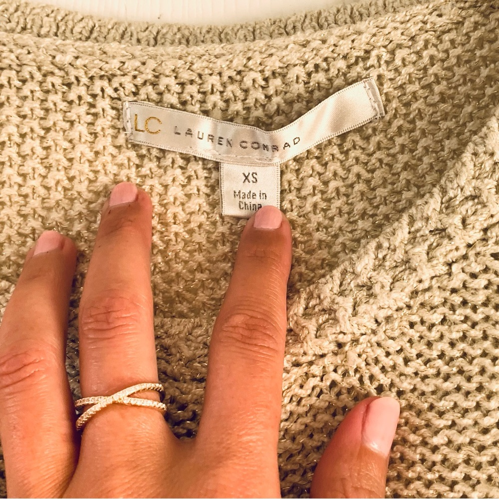 π3x Host Pick!π Lauren Conrad Sweater Size XS - Picture 3 of 3